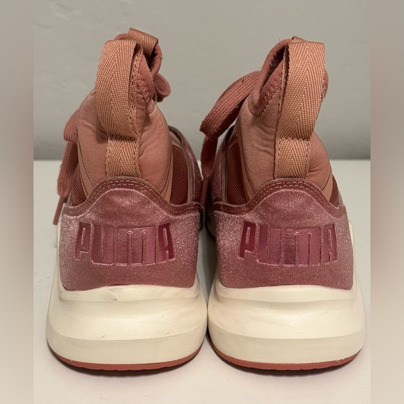 Puma Phenom Women's Pink satin mesh Athletic Shoes. - Picture 4 of 6